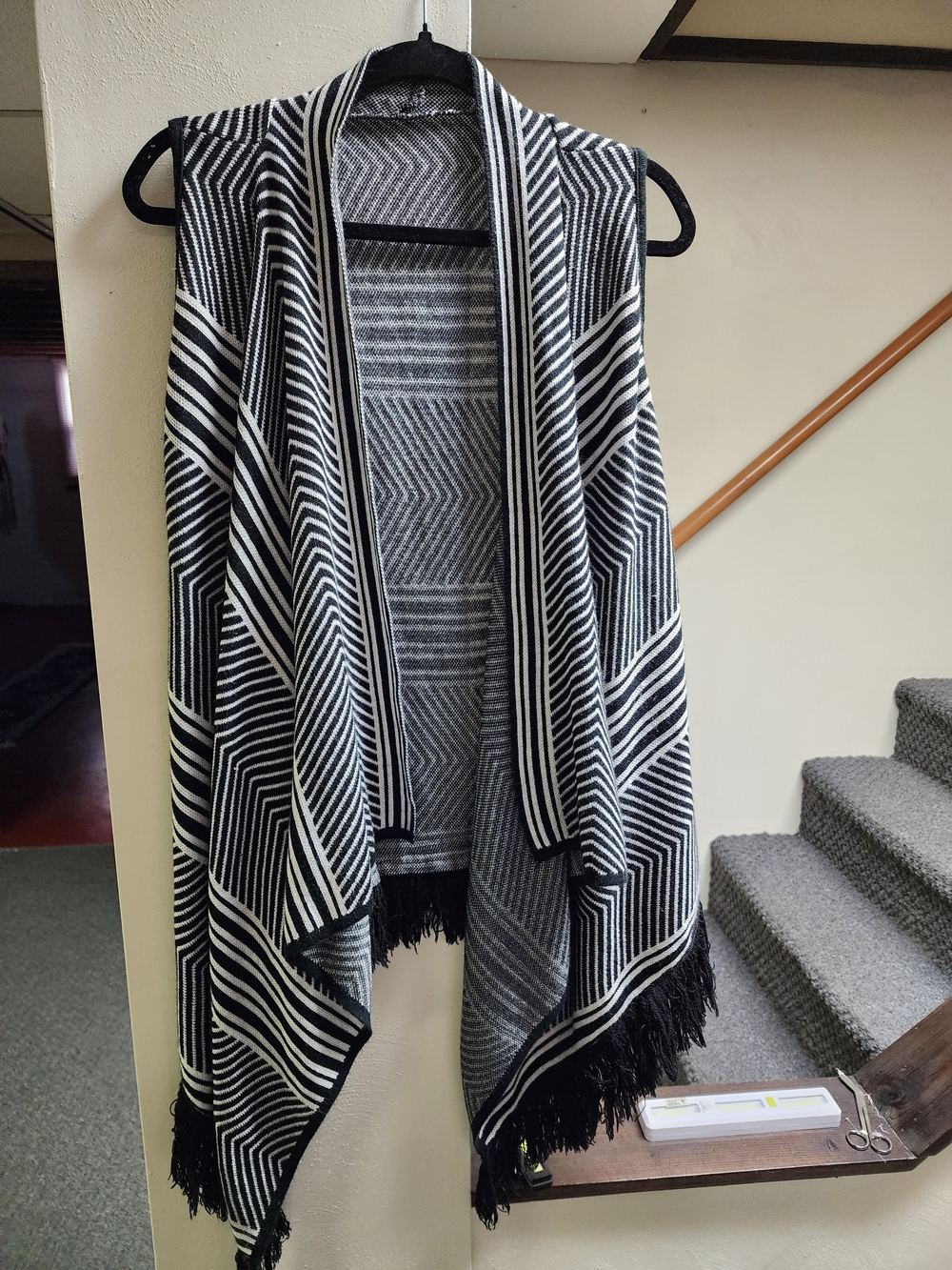 Sax Black & White Geometric Fringe Asymetrical Vest No Size See Measurement